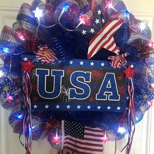 4th of July wreath with star lights